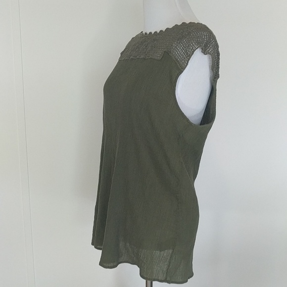 π3/$15 Chaps crochet textured blouse Large - Picture 3 of 8